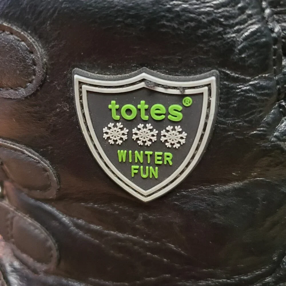Totes Snow Boots Kids Size 2